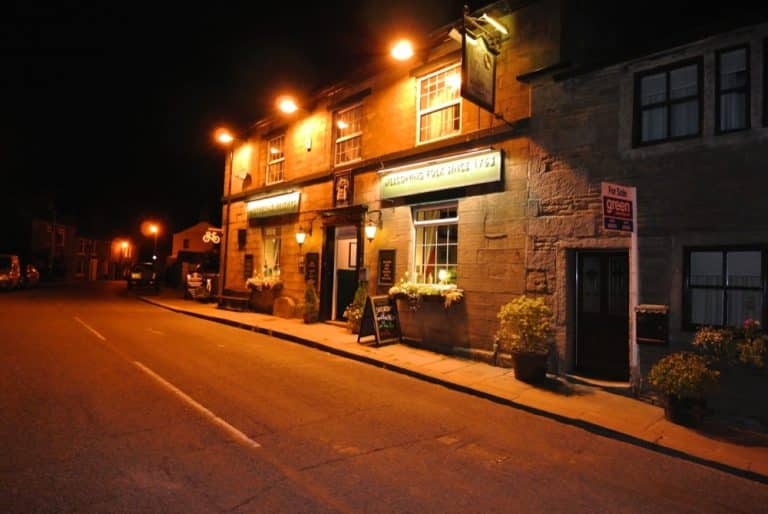 w hights pub 768x514