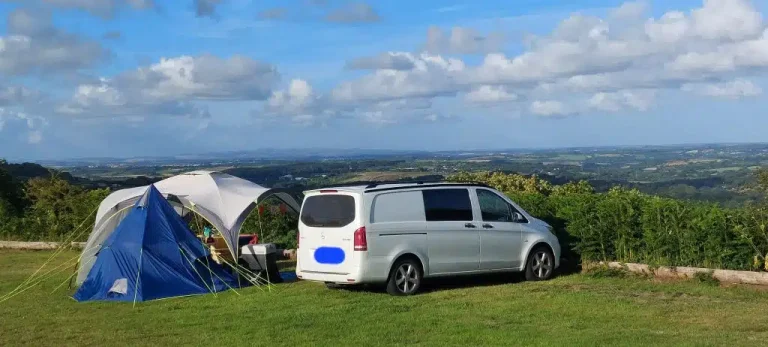 Camping2 1024x462 1 768x347